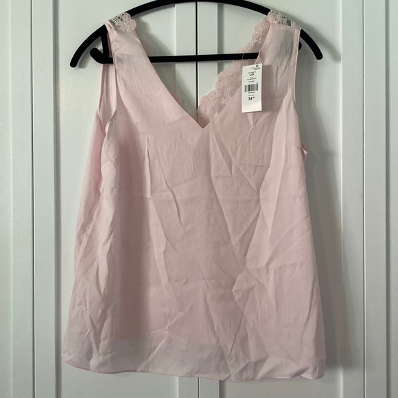 Suzy Shier Tops - New light pink top